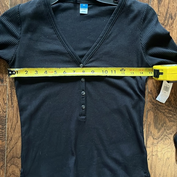 NWT!! Womens size XS black v-neck shirt - Picture 6 of 6